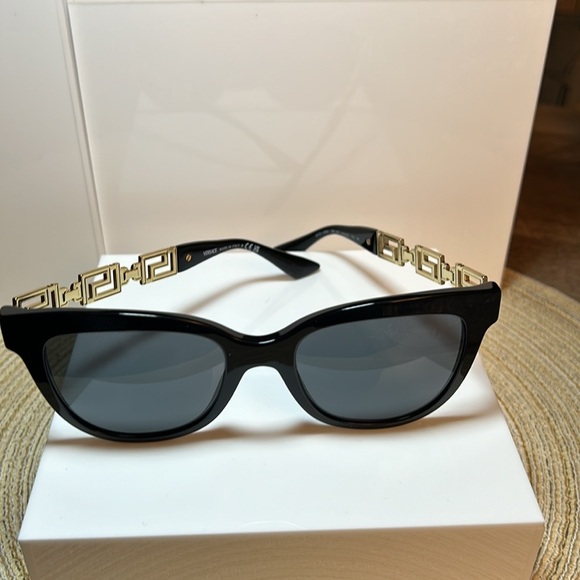 Versace Cat Eye Sunglasses AUTHENTIC - Picture 2 of 12